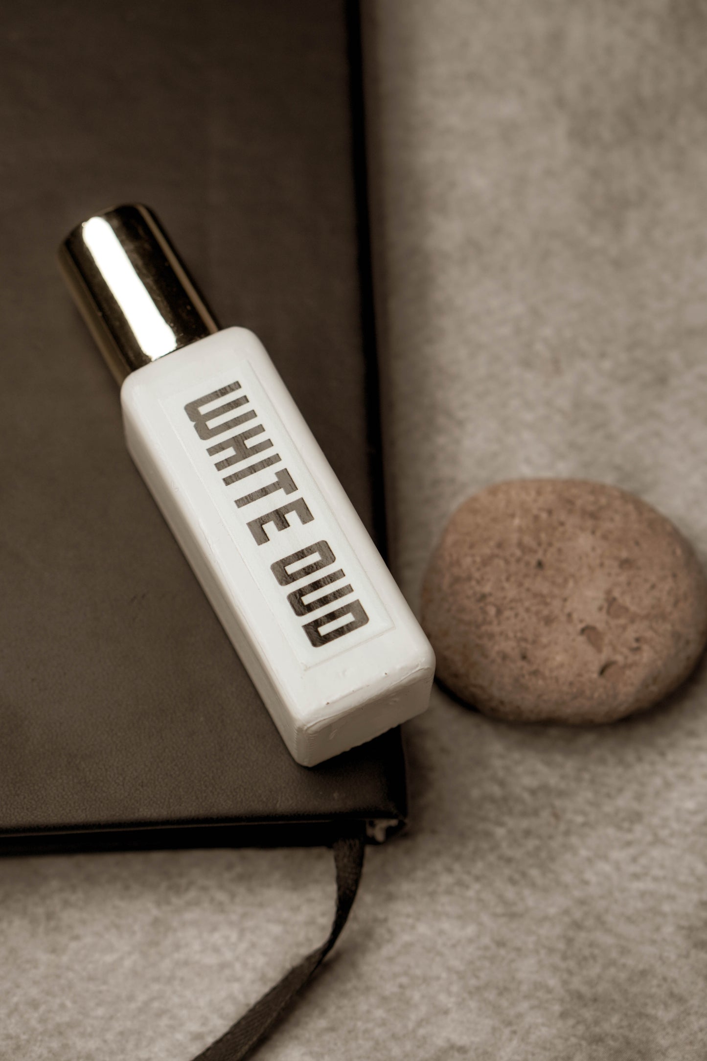 White oud 20ml Perfume Unisex by auromatic